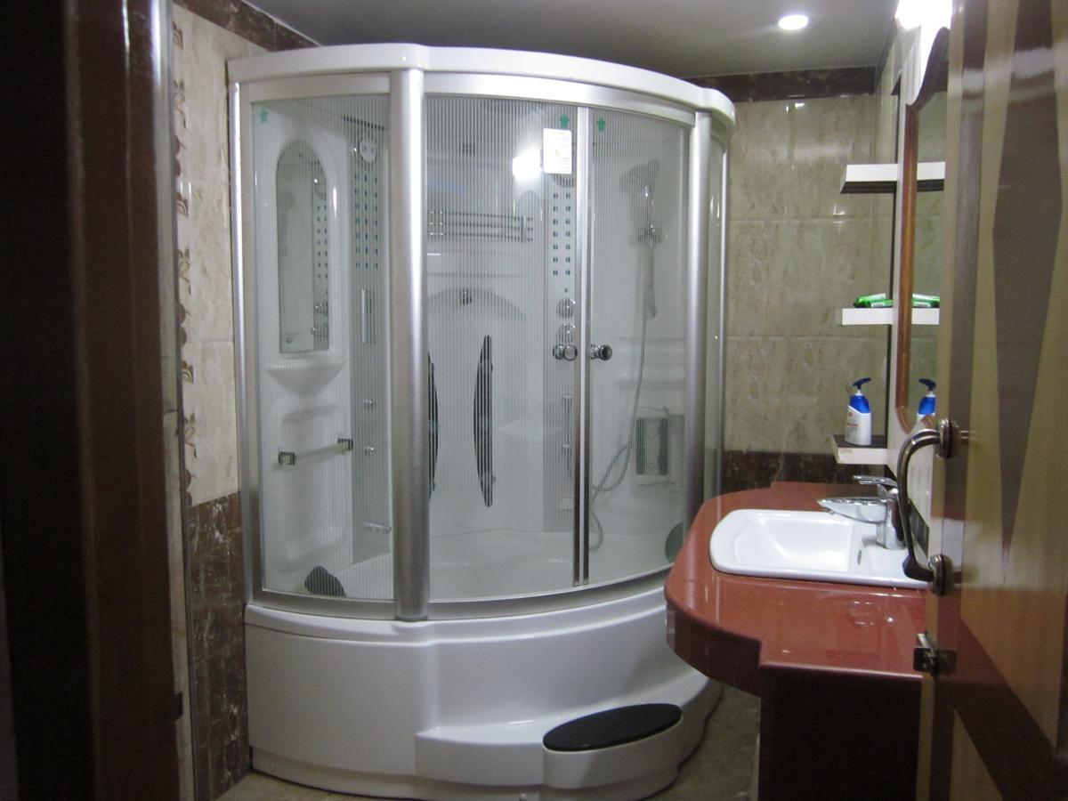 Hotel Platinum Plaza Rohtak Buitenkant foto