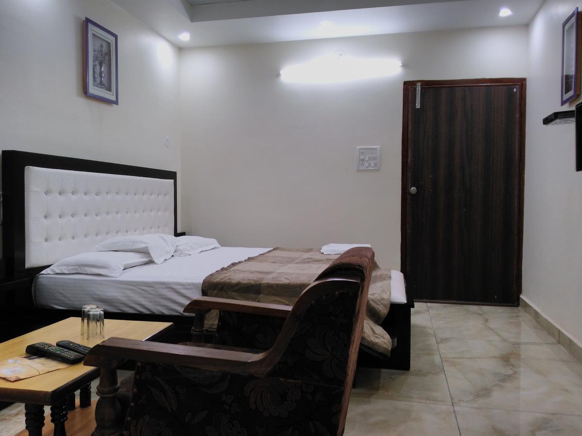 Hotel Platinum Plaza Rohtak Buitenkant foto