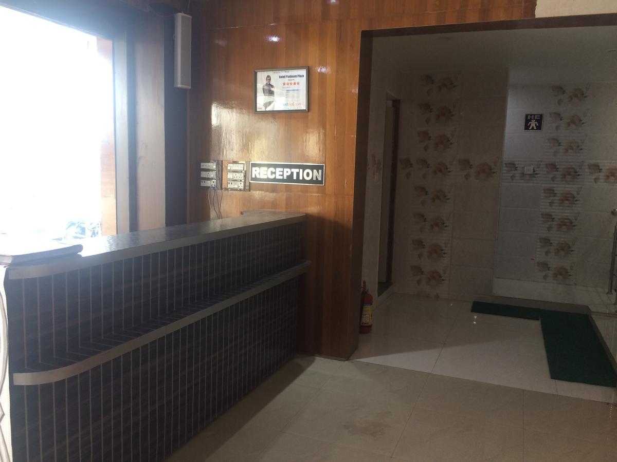 Hotel Platinum Plaza Rohtak Buitenkant foto